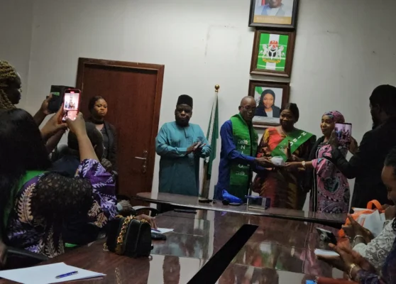 NIDOUK (6) NIDOUK (6)